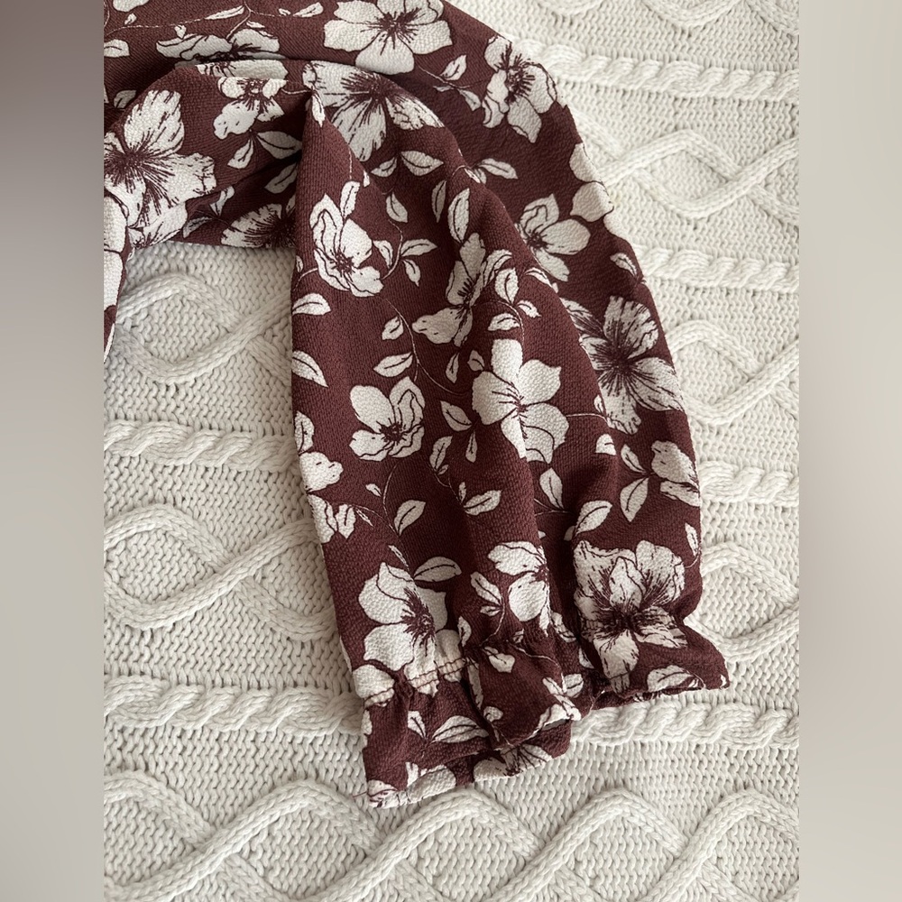 New! Monteau Floral Wrap Blouse Elastic Waist Women’s Size Medium - Picture 16 of 16